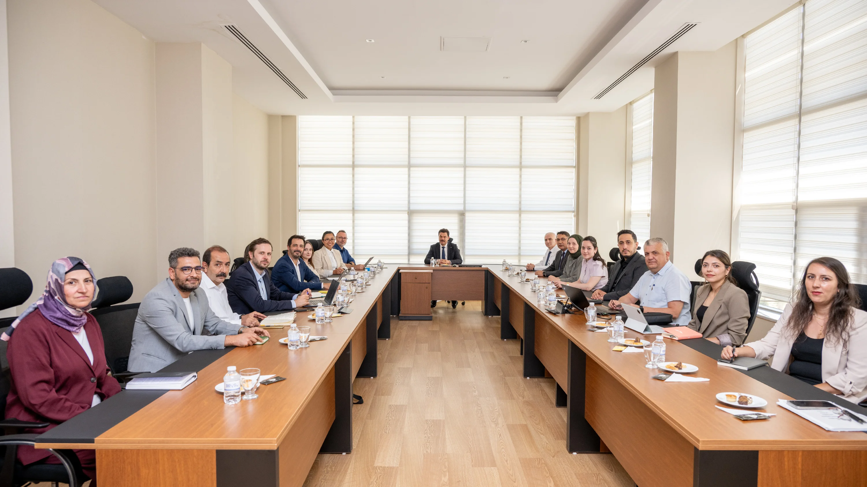 Yeni Hastane Projesi Dünya Bankası ve AIIB yetkilileri ile değerlendirildi
